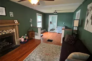204 E Hargrave St, Wadesboro, NC 28170 - Photo 3