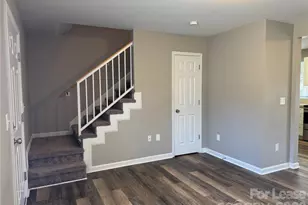 2335 Carmine St, Charlotte, NC 28206 - Photo 3