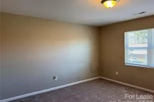 2335 Carmine St, Charlotte, NC 28206 - Photo 9