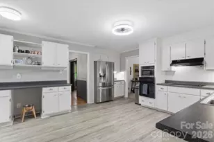 2728 India Hook Rd, Rock Hill, SC 29732 - Photo 15
