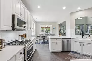 13713 Delstone Dr, Huntersville, NC 28078 - Photo 11