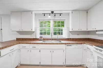 434 Dovers Branch Road, Burnsville, NC 28714 - Photo 15