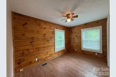 9064 Wildflower Lane, Newland, NC 28657 - Photo 21