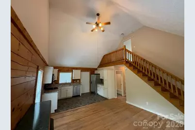 9064 Wildflower Lane, Newland, NC 28657 - Photo 13