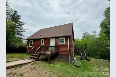 9064 Wildflower Lane, Newland, NC 28657 - Photo 5