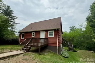 9064 Wildflower Ln, Newland, NC 28657 - Photo 5