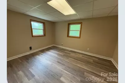 9064 Wildflower Lane, Newland, NC 28657 - Photo 33