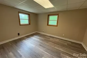 9064 Wildflower Ln, Newland, NC 28657 - Photo 33