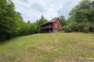 9064 Wildflower Ln, Newland, NC 28657 - Photo 9