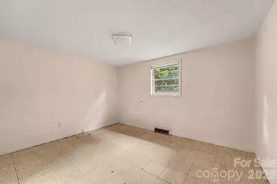 2871 Loviee Road, Lincolnton, NC 28092 - Photo 9