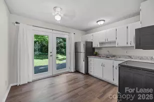 3315 Erskine Dr, Charlotte, NC 28205 - Photo 11