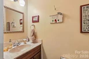 3009 Oakcroft Dr, Matthews, NC 28105 - Photo 13