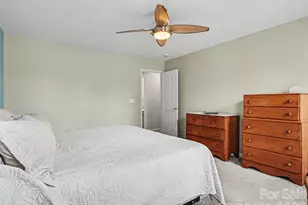 156 Barrington Dr, Mount Holly, NC 28120 - Photo 15