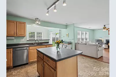 156 Barrington Drive, Mount Holly, NC 28120 - Photo 5