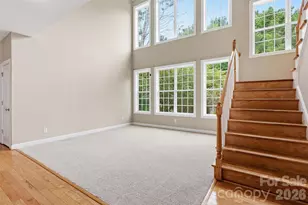 8526 Wren Creek Dr, Charlotte, NC 28269 - Photo 3