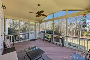 8526 Wren Creek Dr, Charlotte, NC 28269 - Photo 31
