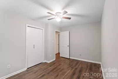 7301 Park Vista Circle, Charlotte, NC 28226 - Photo 23