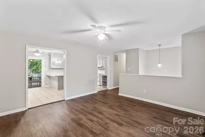 7301 Park Vista Circle, Charlotte, NC 28226 - Photo 7