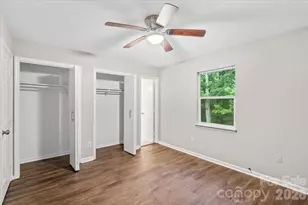 7301 Park Vista Cir, Charlotte, NC 28226 - Photo 17