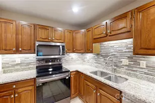 103 Woodfield Dr, Asheville, NC 28803 - Photo 7