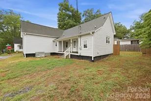 904 Mill St, Albemarle, NC 28001 - Photo 7