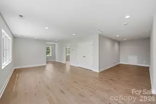2605 Penngate Dr, Sherrills Ford, NC 28673 - Photo 9
