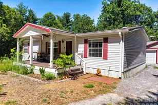 435 McMinn Rd, Hendersonville, NC 28792 - Photo 3