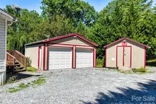 435 McMinn Rd, Hendersonville, NC 28792 - Photo 41