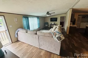 3512 Meldonna Dr, Maiden, NC 28650 - Photo 5
