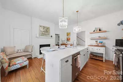 902 N Ashe Avenue, Newton, NC 28658 - Photo 9