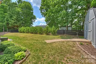 1302 Laurel Woods Dr, Gastonia, NC 28052 - Photo 41