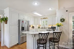1302 Laurel Woods Dr, Gastonia, NC 28052 - Photo 19