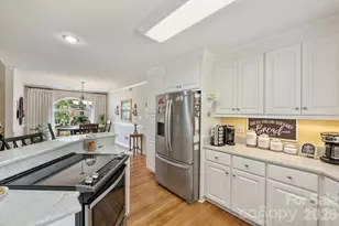 1302 Laurel Woods Dr, Gastonia, NC 28052 - Photo 23