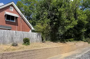 125 N Caldwell St, Salisbury, NC 28144 - Photo 3
