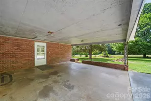 708 Mocksville Hwy, Statesville, NC 28625 - Photo 25