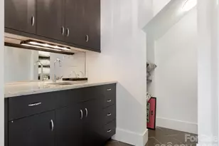 300 Plantation Pl, Charlotte, NC 28209 - Photo 33
