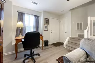 7841 Petrea Ln, Charlotte, NC 28227 - Photo 5