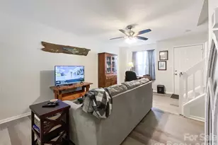 7841 Petrea Ln, Charlotte, NC 28227 - Photo 7