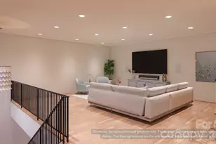 212 S Laurel Ave, Charlotte, NC 28207 - Photo 15