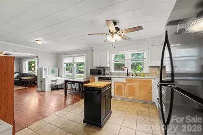 2039 Cline Street, Statesville, NC 28677 - Photo 7