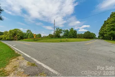 000 Putnam Lake Road, Kings Mountain, NC 28086 - Photo 7