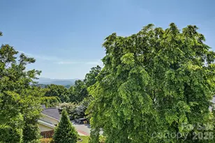 606 Carriage Commons Dr, Hendersonville, NC 28791 - Photo 21