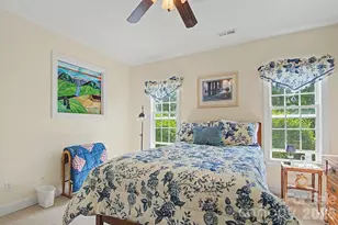 606 Carriage Commons Dr, Hendersonville, NC 28791 - Photo 39