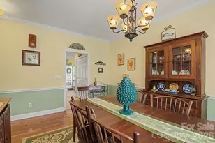 606 Carriage Commons Dr, Hendersonville, NC 28791 - Photo 11