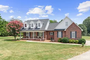 4380 Woodsbury Ln, Lincolnton, NC 28092 - Photo 1