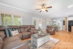 4380 Woodsbury Ln, Lincolnton, NC 28092 - Photo 7