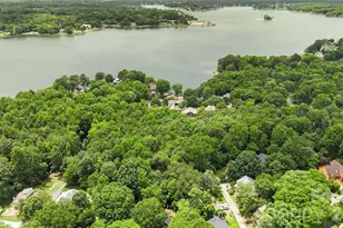 3089 Point Clear Dr, Fort Mill, SC 29708 - Photo 3