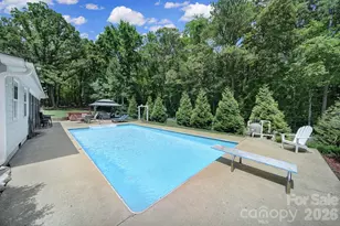 1516 Lowrys Hwy, Chester, SC 29706 - Photo 5