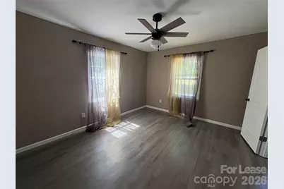 508 N Main Street, Lowell, NC 28098 - Photo 3