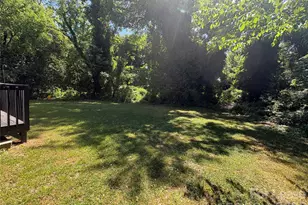 508 N Main St, Lowell, NC 28098 - Photo 9